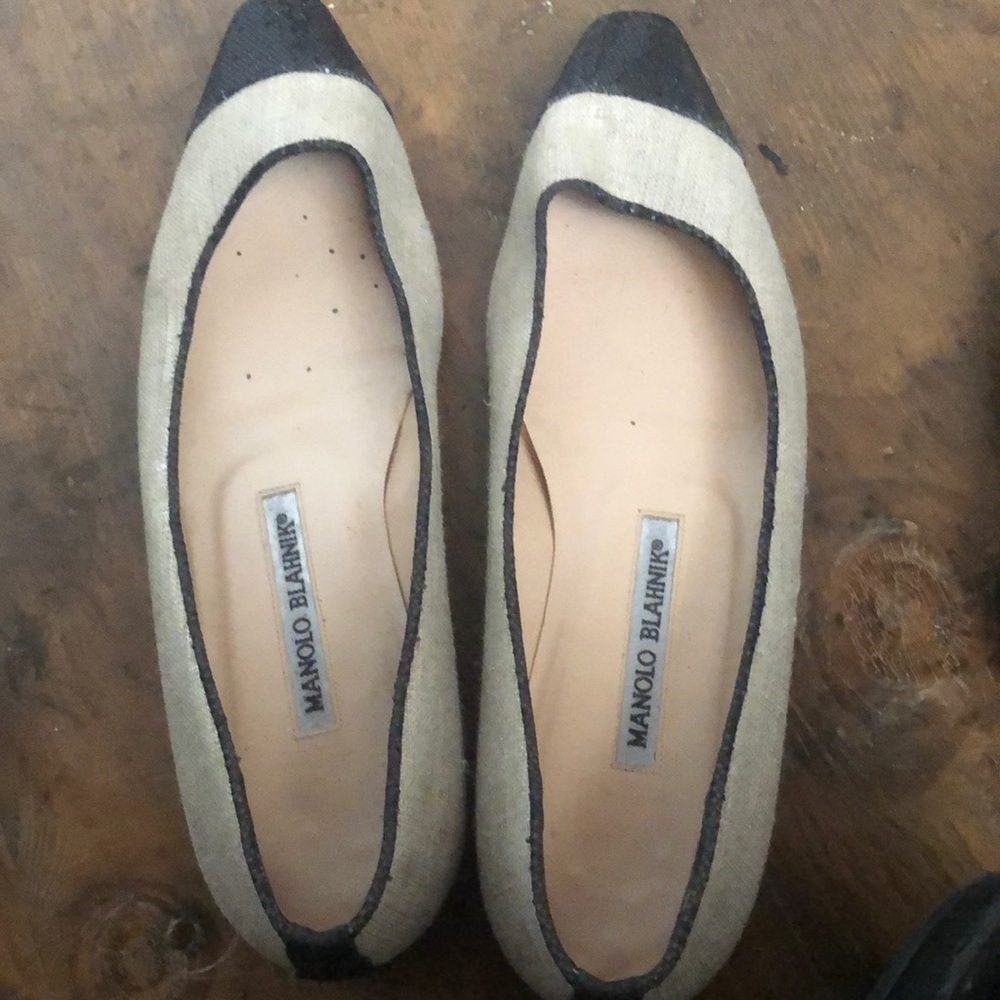 Size 38 flats Manila Blahnik , Chanel styled black toe and black striped accent